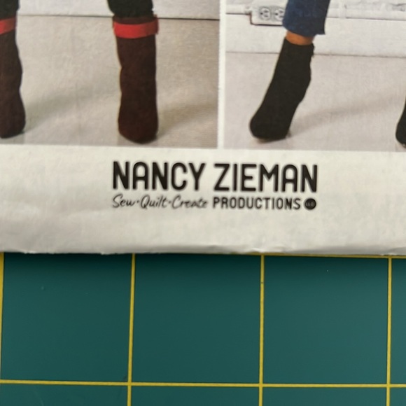 McCall Sewing Pattern - Top M7871 - Picture 8 of 8